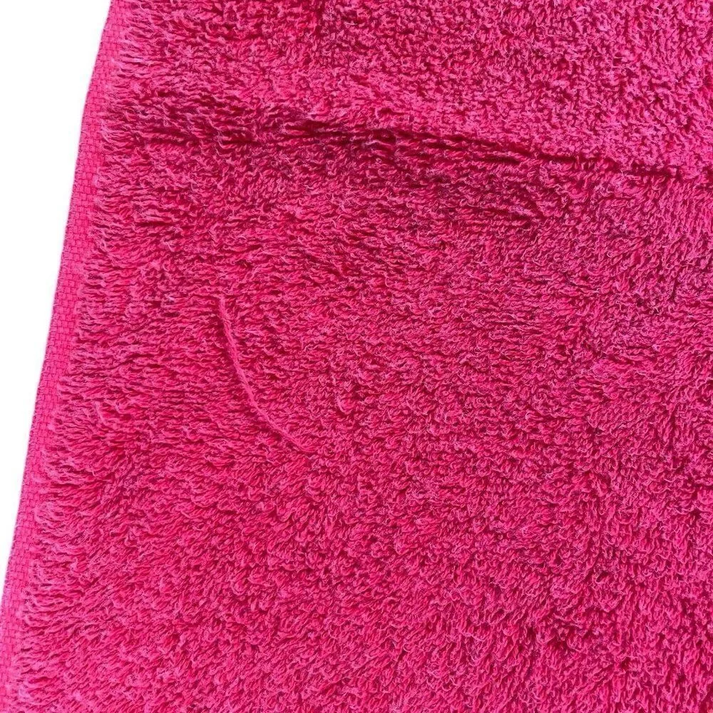 Vintage 1980s Royal Velvet Fieldcrest Red Cotton Bath Towels Set 2 USA 48 x 27